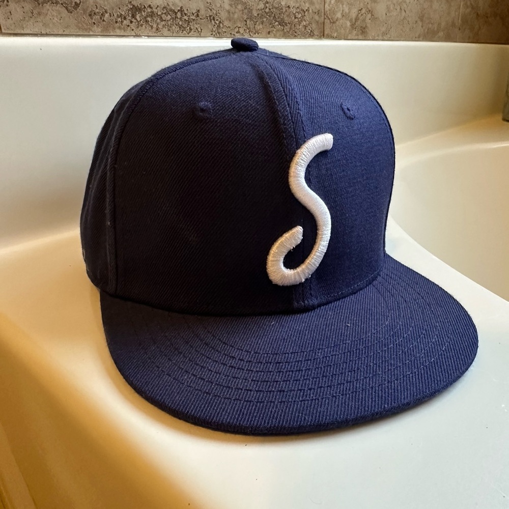 Sunday Golf hat (fitted)